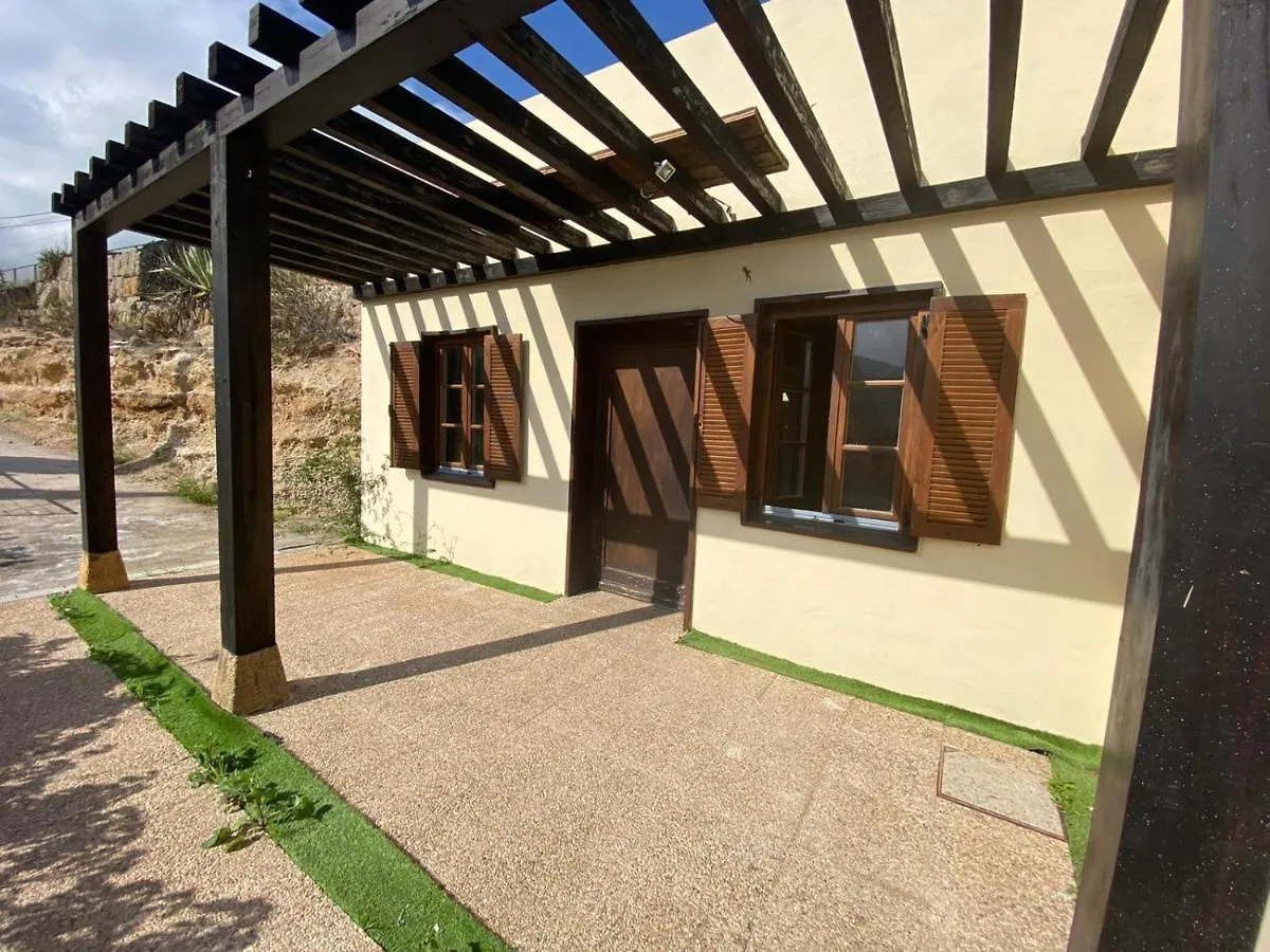 Country House With Shared Pool And Views Sabina Alta