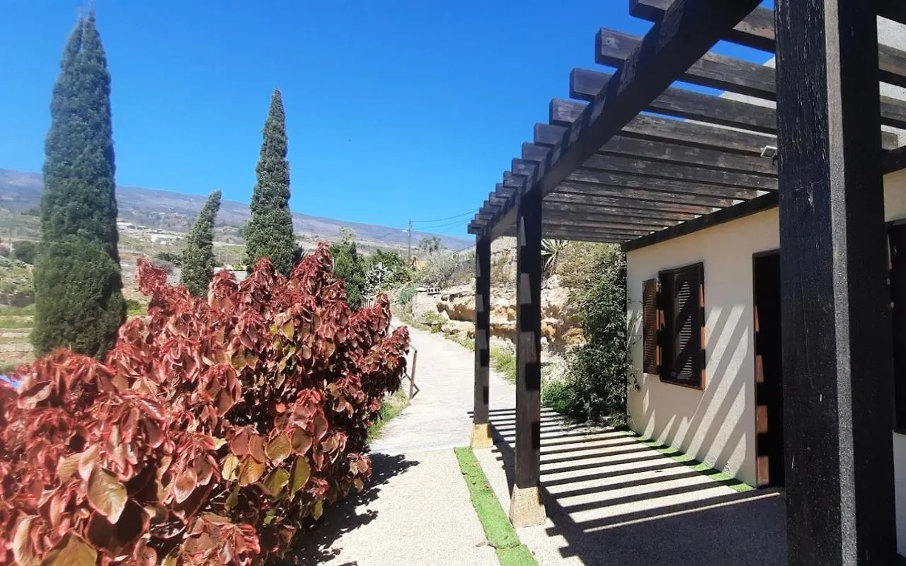 Country House With Shared Pool And Views Sabina Alta España